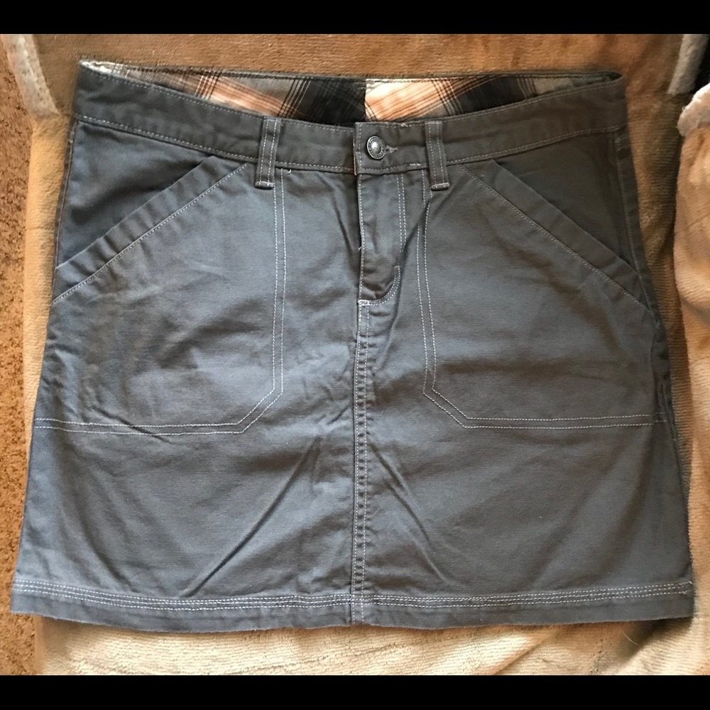 Patagonia size 6 gray skirt